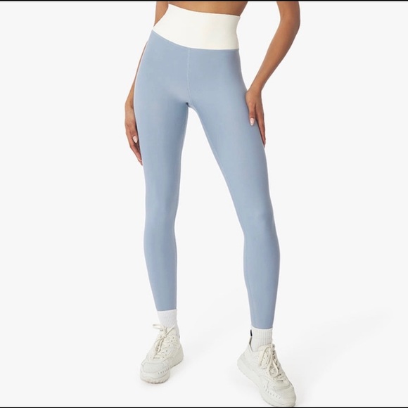 WeWoreWhat High Ríse Legging Size Small - Picture 1 of 5